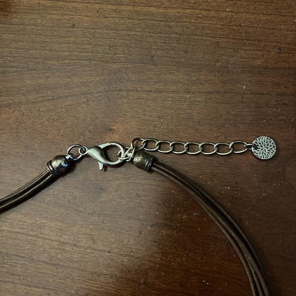 Silver tone Necklace with 12” brown leather strap - Picture 2 of 3
